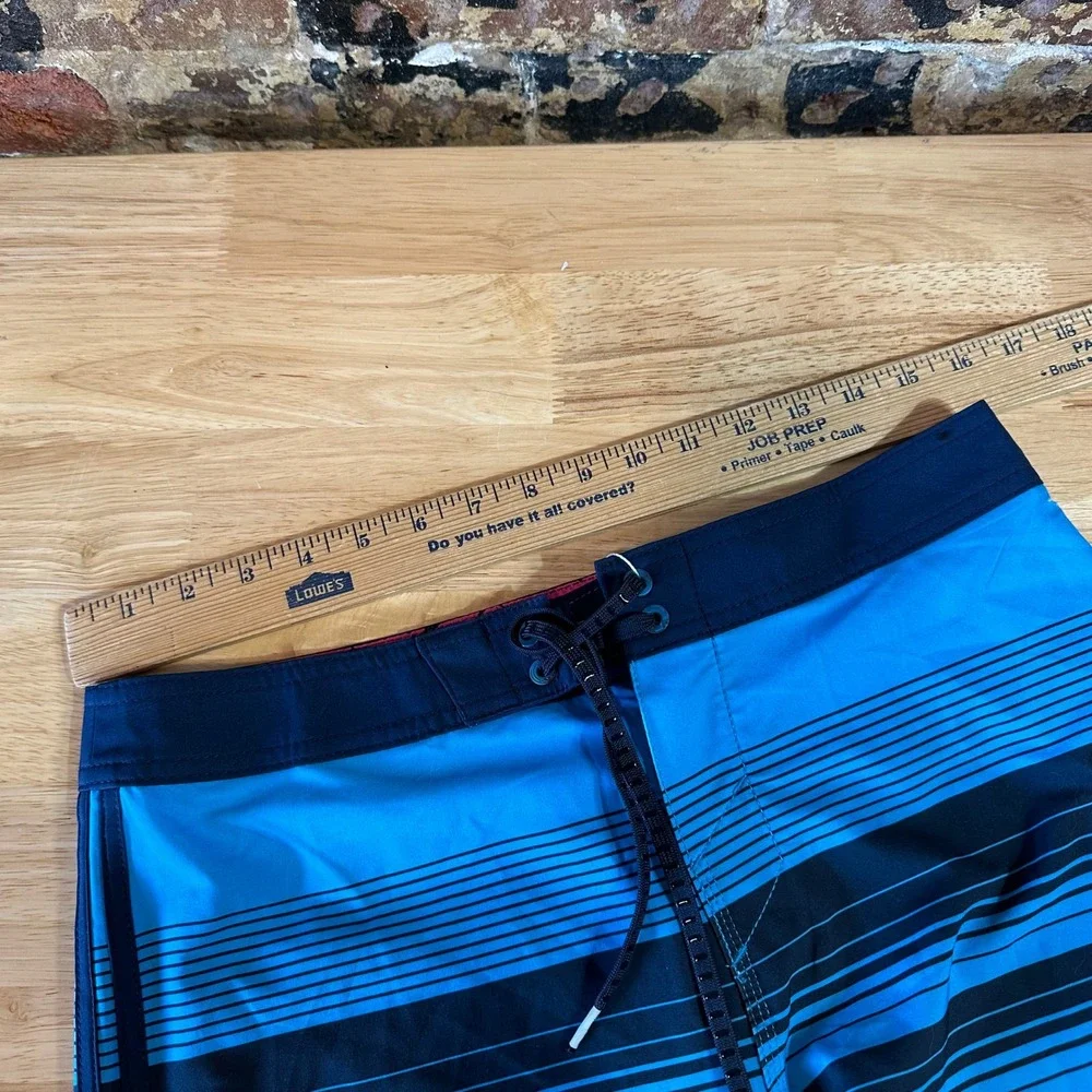 O'Neill Wave Cult Blue Board Shorts 9